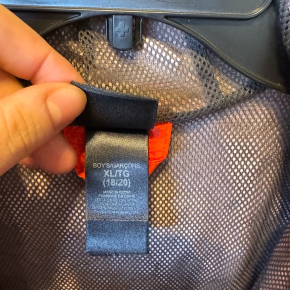 The North Face Rain Jacket - Picture 6 of 7